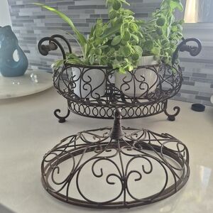 Elegant Brown Metal Plant Stand